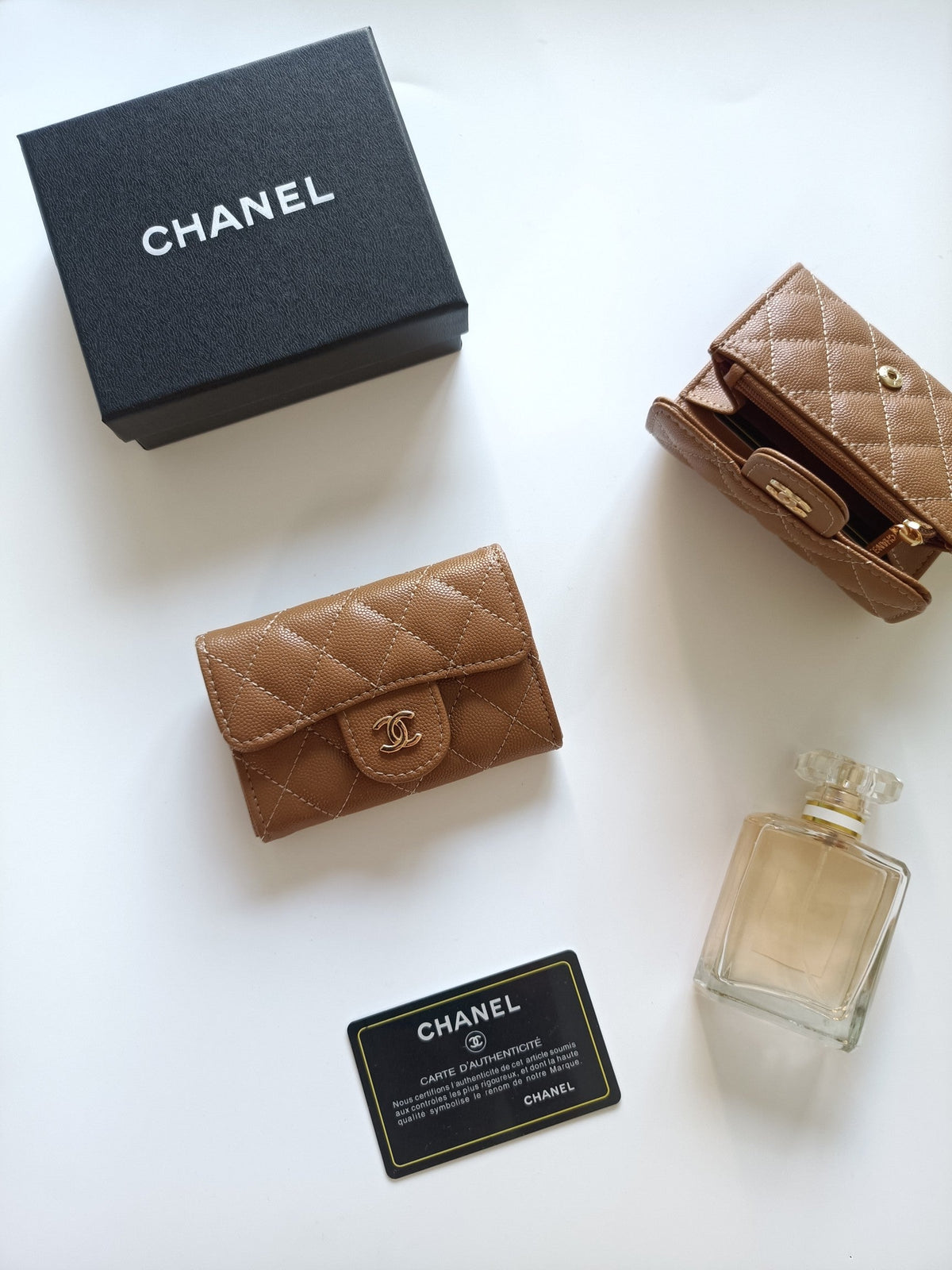 Classic Flap Card Holder