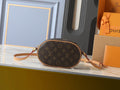 Boite Chapeau Shoulder Bag