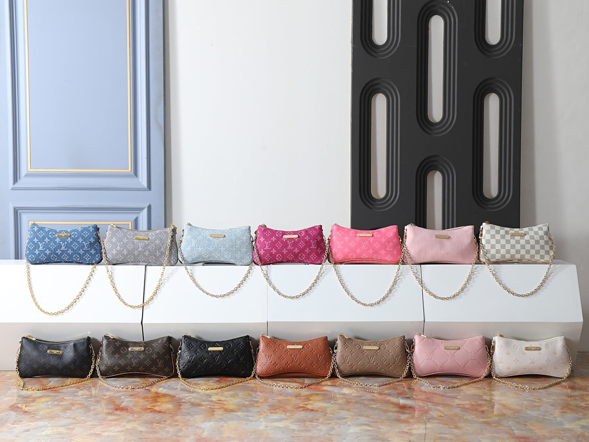 Liv Pochette New Collection
