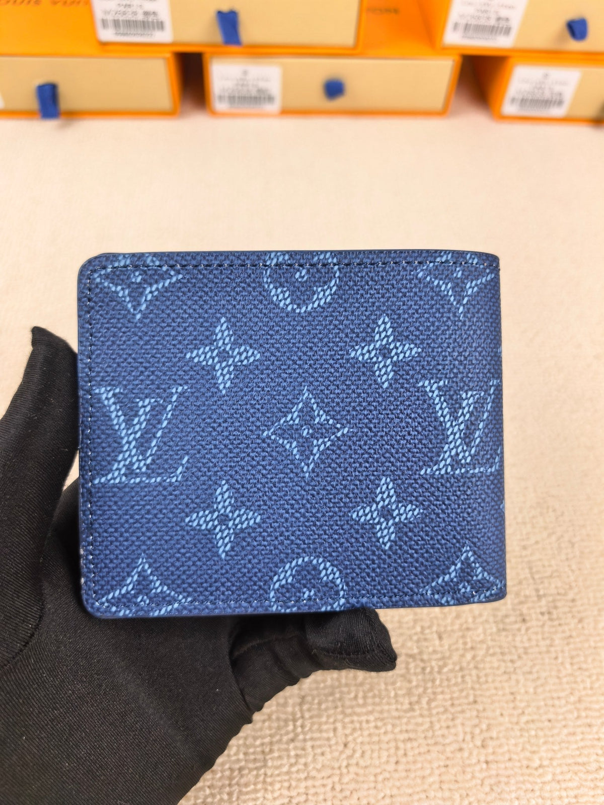 Short Wallet