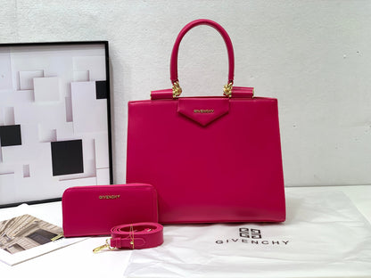 Antigona CatchAll Tote Bag & Wallet