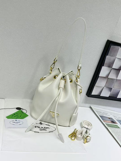 P Canva Bucket Bag