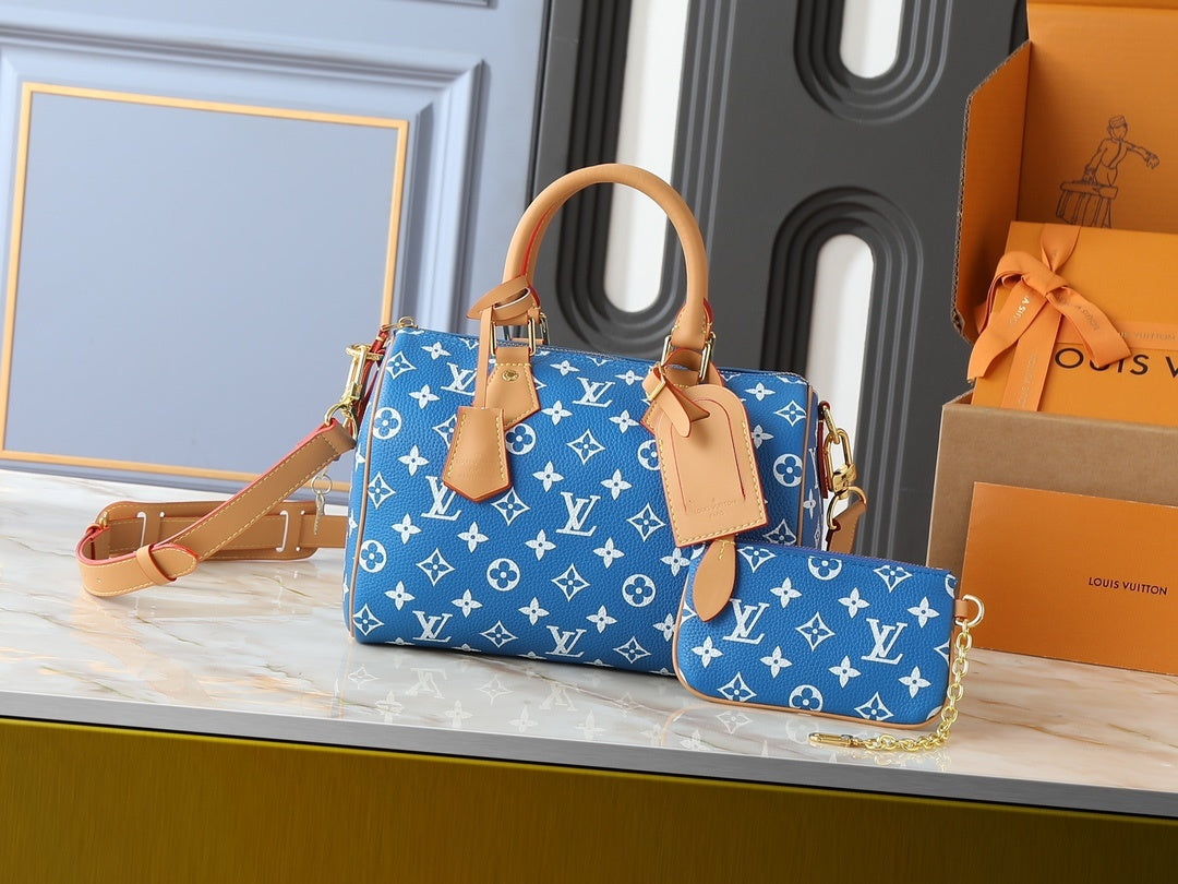 Speedy P9 Bandoulière 30 Handbag & Pouch