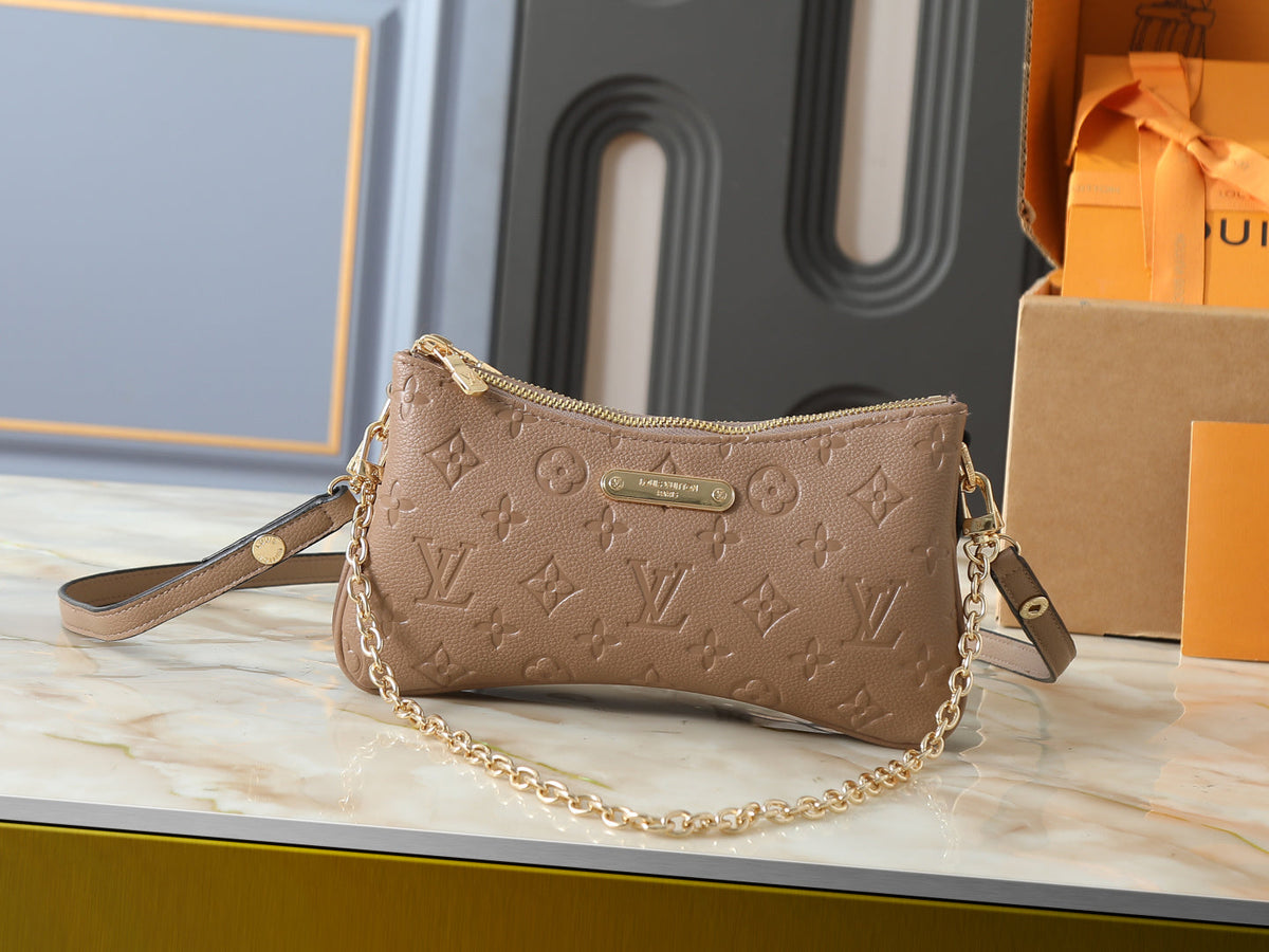 Liv Pochette New Collection