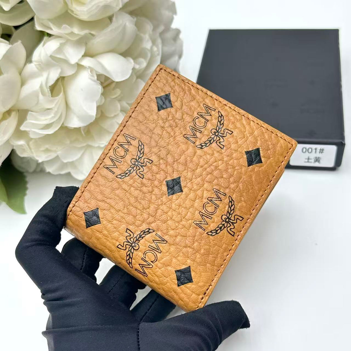 Cognac Bifold Men Wallet