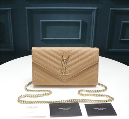 Cassandre Matelassé Chain Wallet